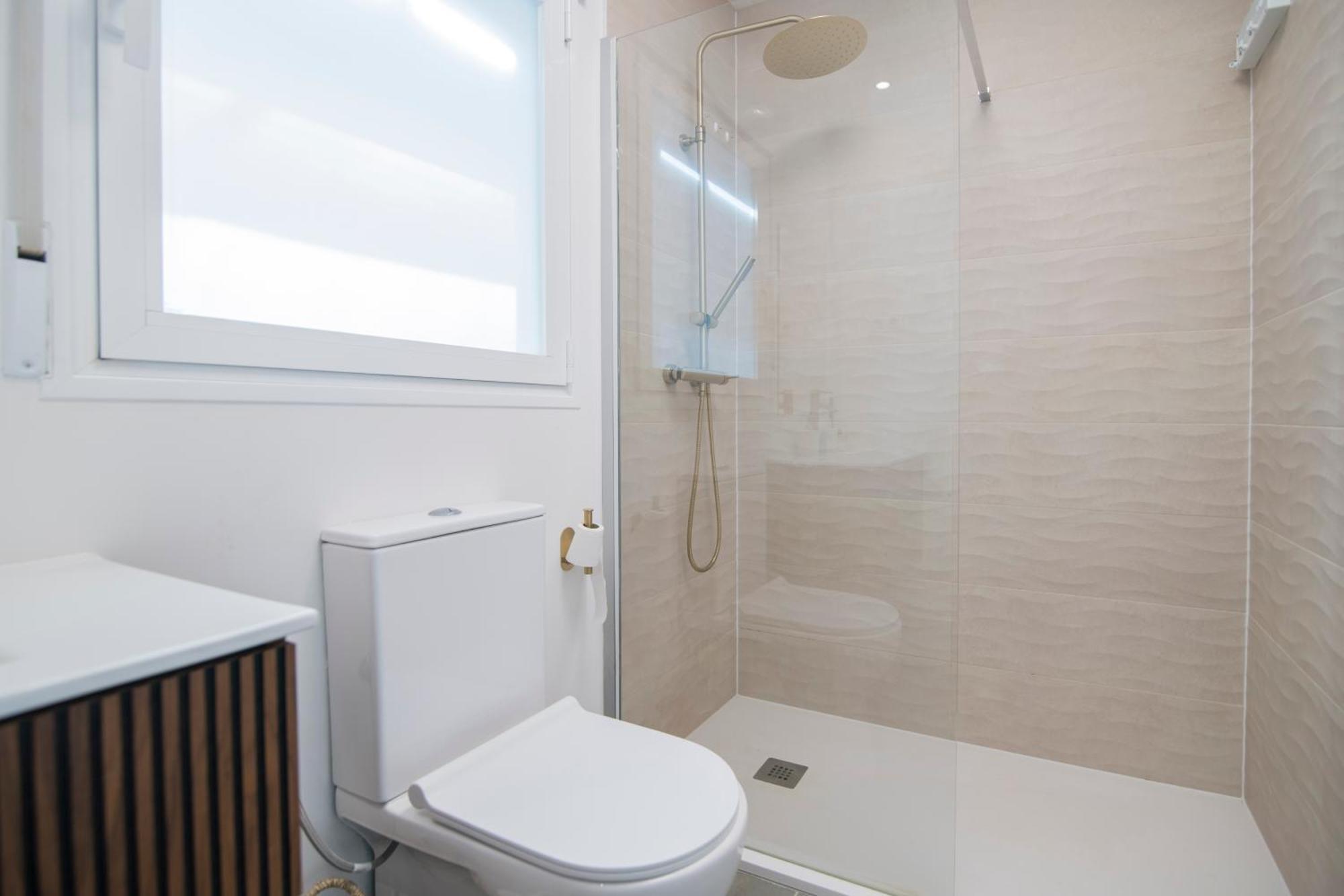 Acogedor Con Jardin En 1 Apartamento *