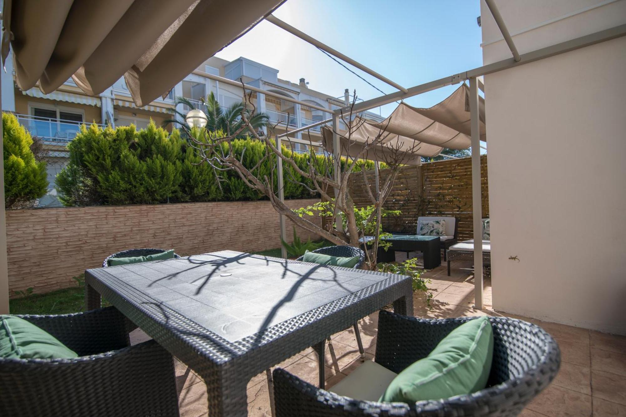 Acogedor Con Jardin En 1 * Dénia